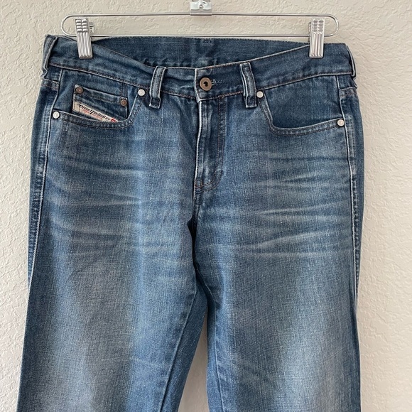 Vintage Diesel Flare Jeans Size 30 Tall Made in Italy - Picture 3 of 9